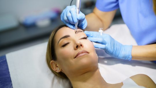 Što je mikropigmentacija obrva i koje su prednosti ove tehnike